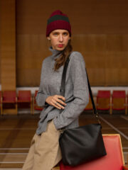 ROBIN Leather Handbag Large - Black - Image 2