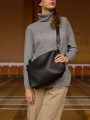 ROBIN Leather Handbag Large - Black - Image 7