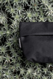 NES Toiletry Bag - Image 8