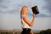 Clutch Nina With a Ring Handle - Image 3